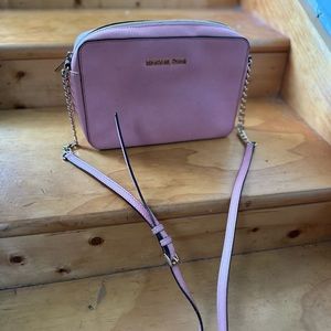Michael kors crossbody bag